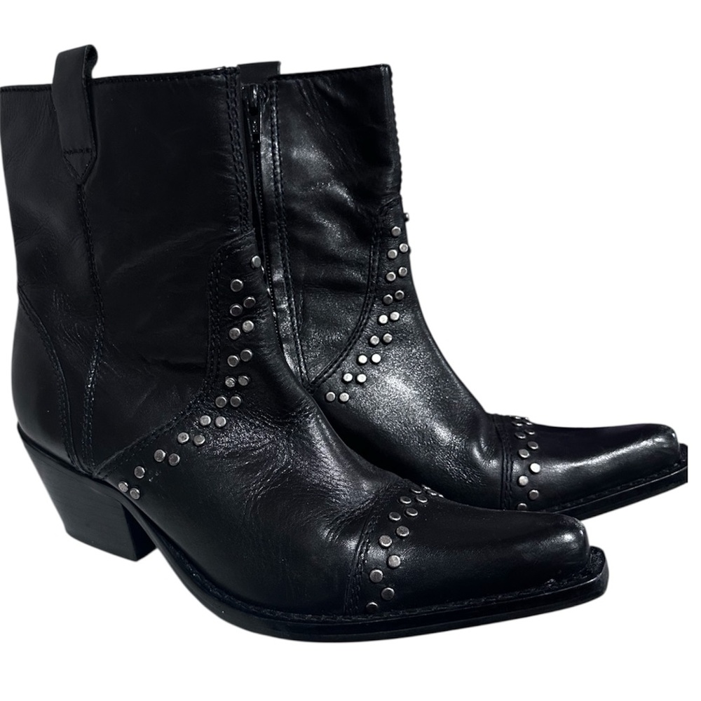 Penny Loves Kenny “Studly Do Right” Ladies Ankle Cowboy Boots Black Leather, 6 M